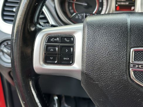 Used 2020 Dodge Journey SE w/ SE Popular Equipment Group image 19