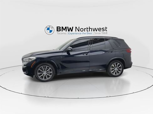 Used 2022 BMW X5 xDrive45e w/ M Sport Package AWD/4WD image 10