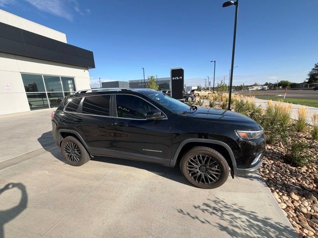 Used 2020 Jeep Cherokee Limited AWD/4WD image 3