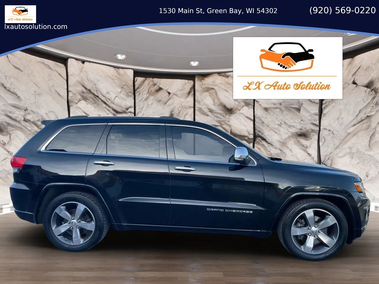 Used 2014 Jeep Grand Cherokee Overland w/ Advanced Technology Group AWD/4WD image 5