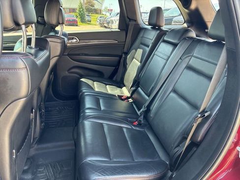 Used 2017 Jeep Grand Cherokee Trailhawk w/ Trailhawk Luxury Group AWD/4WD image 21
