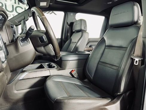 Used 2021 GMC Sierra 3500 Denali w/ Denali Ultimate Package AWD/4WD image 10