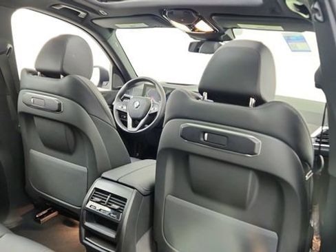Used 2026 BMW X5 sDrive40i image 28