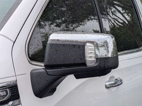 Used 2024 GMC Sierra 1500 Denali w/ Technology Package AWD/4WD image 10