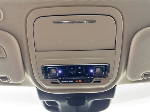 Used 2022 Lincoln Aviator Reserve AWD/4WD image 22