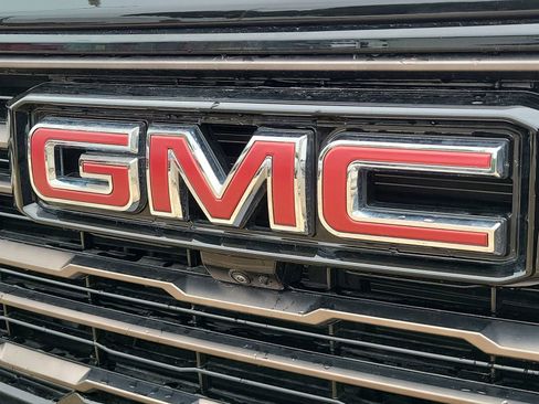 Certified 2025 GMC Sierra 1500 AT4X AWD/4WD image 32