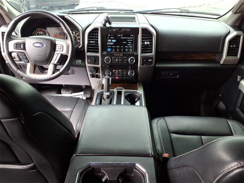 Used 2018 Ford F150 Lariat image 29