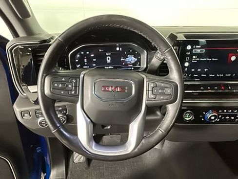 Used 2022 GMC Sierra 1500 Elevation AWD/4WD image 14