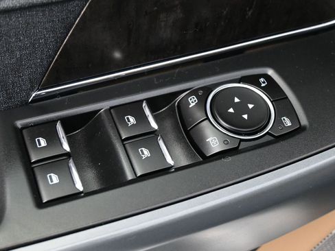 Used 2023 Ford F150 Lariat w/ Equipment Group 502A High image 4