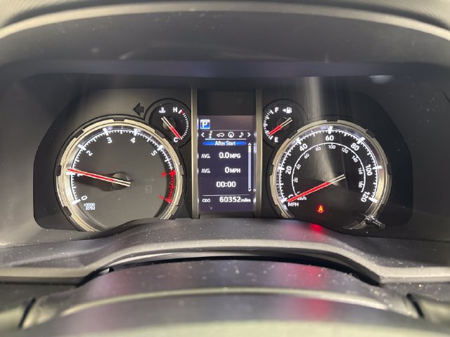 Certified 2023 Toyota 4Runner TRD Off-Road Premium w/ Off Road Premium Plus Package AWD/4WD image 31