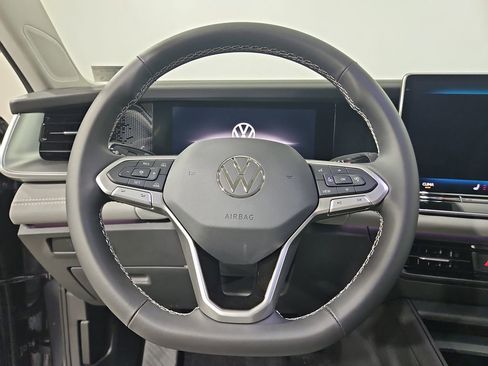 New 2026 Volkswagen Tiguan SE AWD/4WD image 14