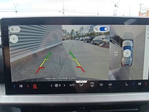 New 2026 Ford Explorer Platinum image 23