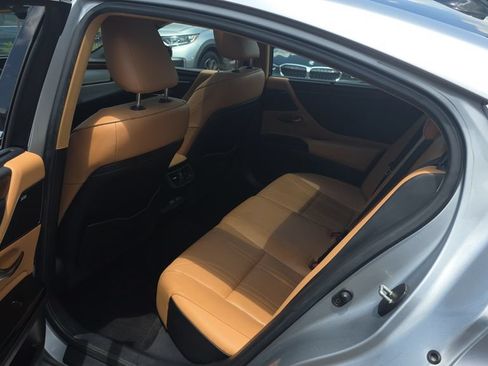 Used 2022 Lexus ES 350 Ultra Luxury w/ Accessory Package 2 FWD image 23