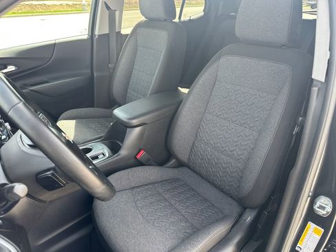 Used 2023 Chevrolet Equinox LT FWD image 10