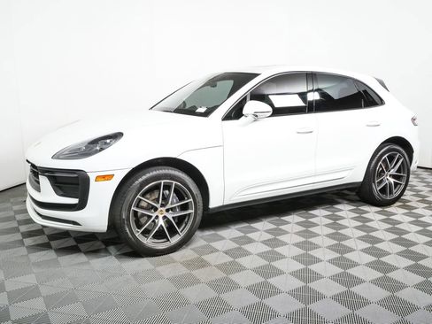 Used 2023 Porsche Macan AWD/4WD image 2