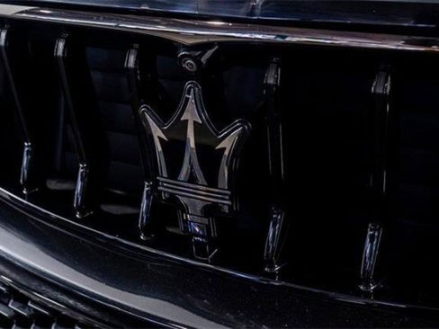 Used 2024 Maserati Levante Modena Ultima image 26