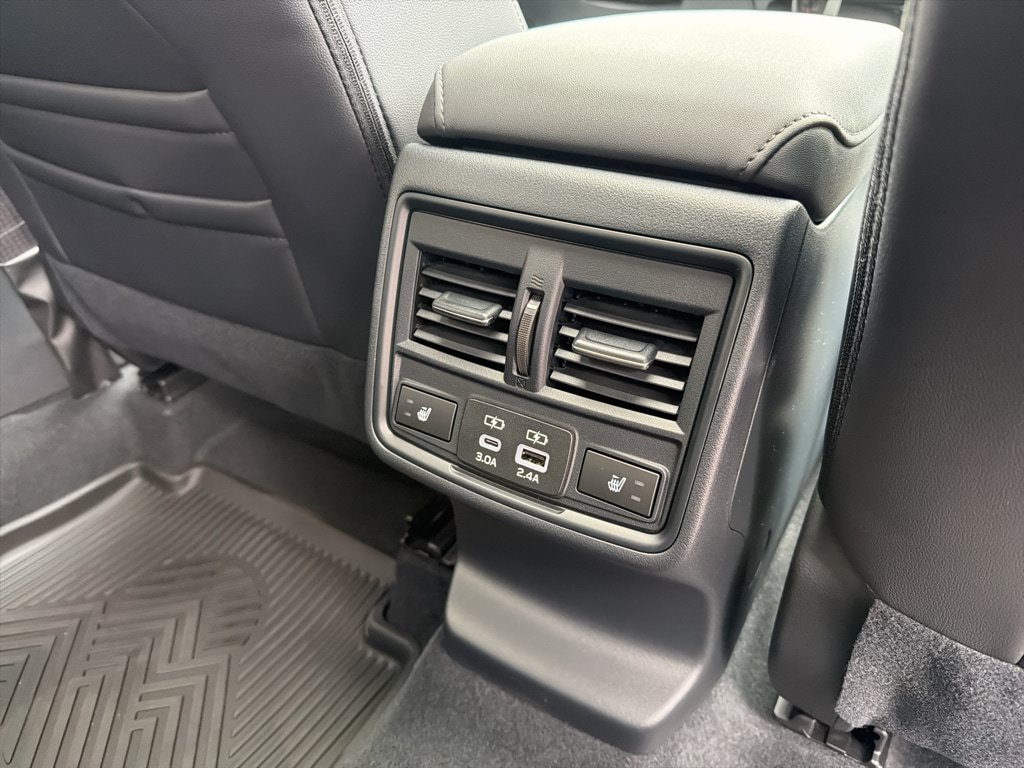 New 2026 Subaru Outback Limited AWD/4WD image 37