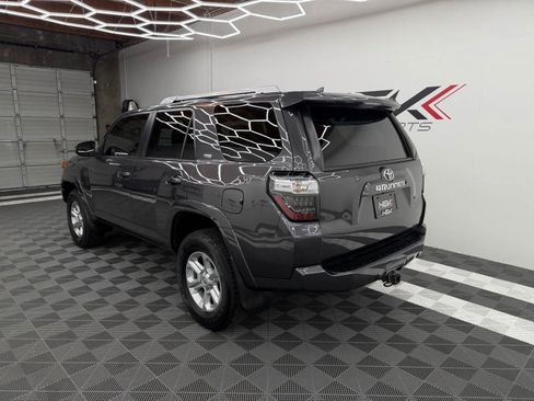 Used 2014 Toyota 4Runner 4WD image 17