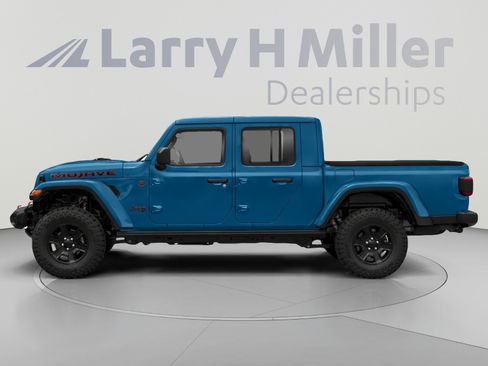 Used 2021 Jeep Gladiator Mojave AWD/4WD image 3
