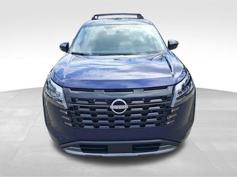 New 2026 Nissan Pathfinder SL w/ Lighting Package AWD/4WD image 9