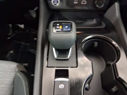 Used 2021 Nissan Rogue SV FWD image 25