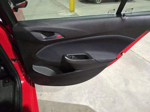 Used 2016 Chevrolet Cruze LT image 29