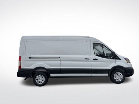 New 2026 Ford Transit 250 148 Medium Roof image 18