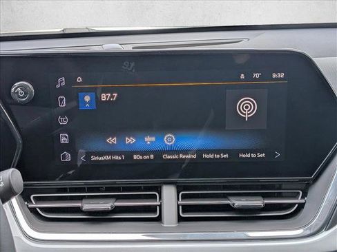 New 2026 Chevrolet Trax LT w/ Sunroof Package image 11