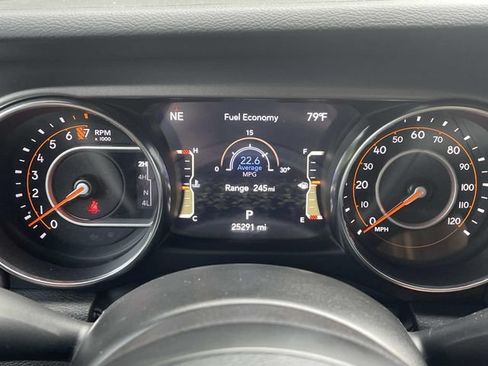 Certified 2023 Jeep Gladiator Sport AWD/4WD image 19