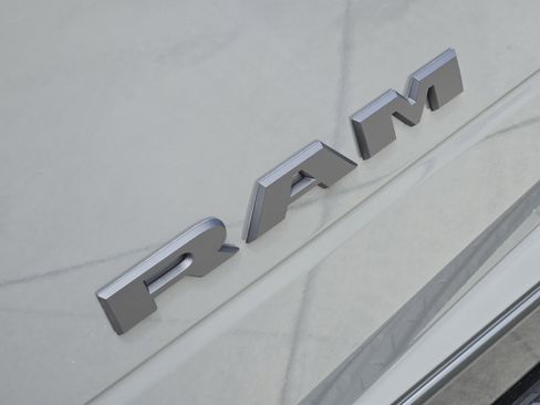 New 2026 RAM 2500 Lone Star AWD/4WD image 8