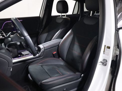Used 2023 Mercedes-Benz GLA 250 4MATIC image 33