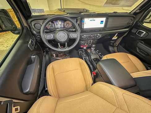 New 2026 Jeep Gladiator Sport image 9