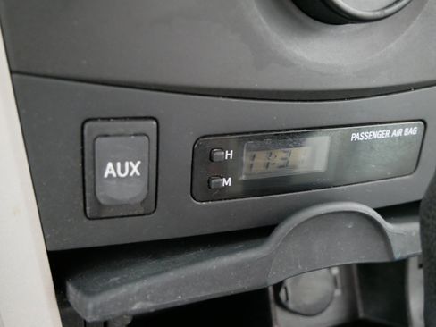 Used 2010 Toyota Corolla LE image 30