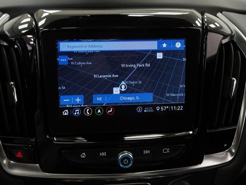 Used 2021 Chevrolet Traverse LT w/ LT Premium Package image 34