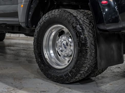 Used 2017 Ford F350 Lariat w/ Lariat Ultimate Package image 65