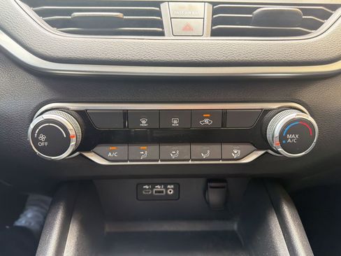 Used 2019 Nissan Altima 2.5 S image 17