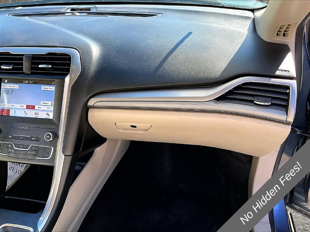 Used 2019 Ford Fusion SE FWD image 15