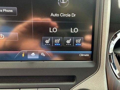 Used 2014 Ford F350 Lariat w/ Lariat Ultimate Package AWD/4WD image 23