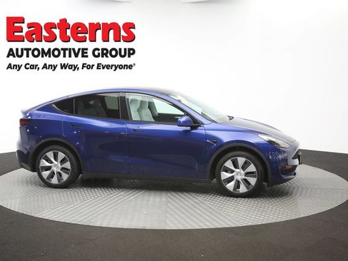 Used 2023 Tesla Model Y Long Range AWD/4WD image 42