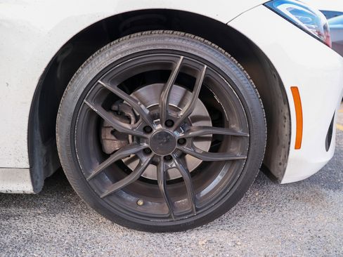 Used 2021 BMW 430i Convertible w/ Premium Package image 12