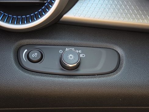 New 2026 Chevrolet Trax LS w/ LS Convenience Package image 22