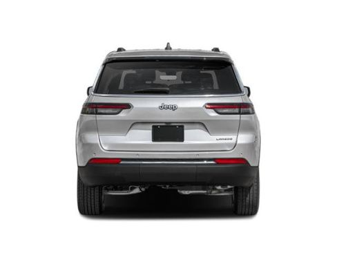 Used 2025 Jeep Grand Cherokee L Limited w/ Black Appearance Package RWD image 8