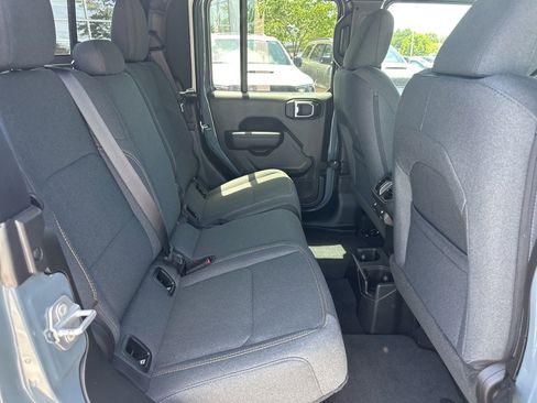 New 2025 Jeep Gladiator Sport image 48