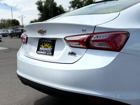 Used 2022 Chevrolet Malibu LT image 10