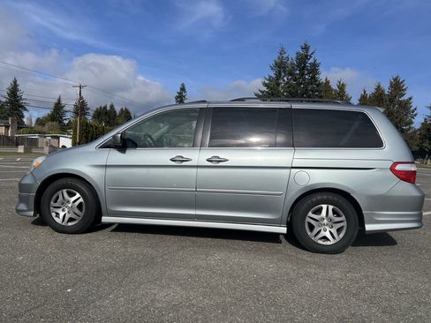 Used 2005 Honda Odyssey EX-L image 8