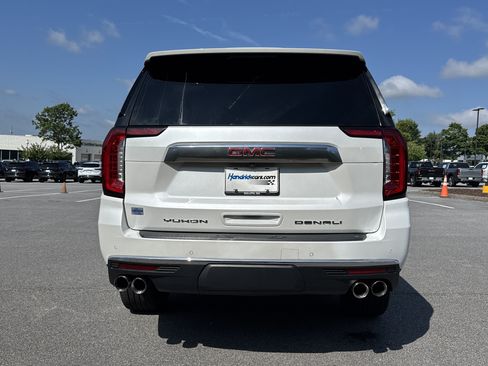 Used 2021 GMC Yukon Denali AWD/4WD image 9