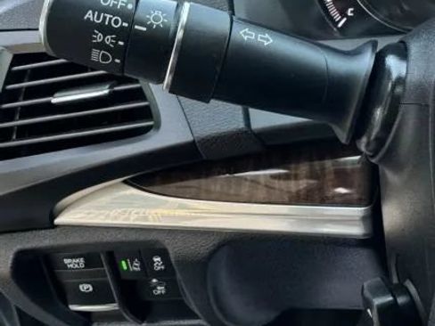 Used 2018 Acura MDX SH-AWD image 42