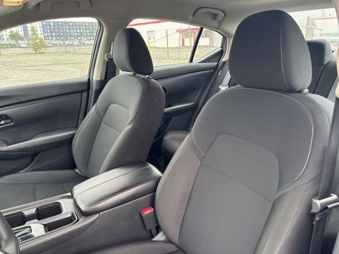 Used 2025 Nissan Sentra S FWD image 31