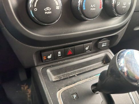 Used 2012 Jeep Patriot Latitude image 42