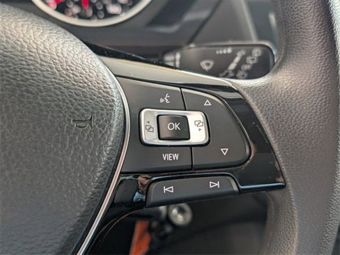 Used 2019 Volkswagen Tiguan S image 21